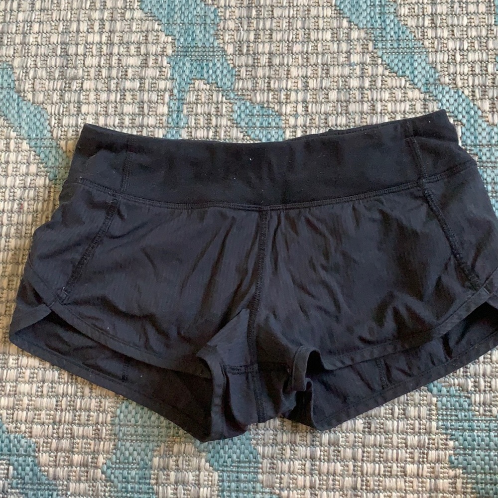 lululemon Ivivva girls black shorts